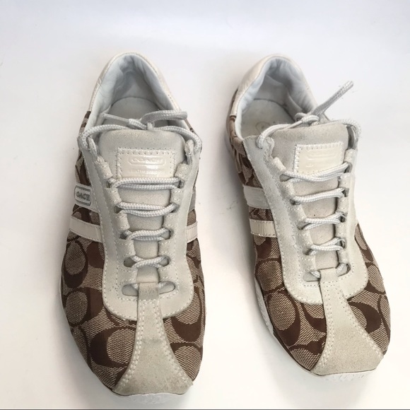*Katelyn Coach signature shoes* Katelyn signature coach Size 7m used condition. - Picture 2 of 12